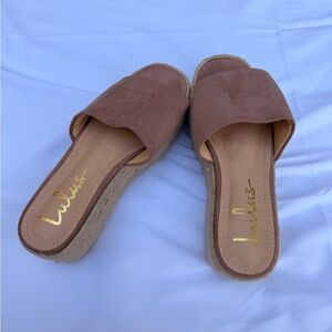Lulu's Mauve Espadrille Slide Sandals